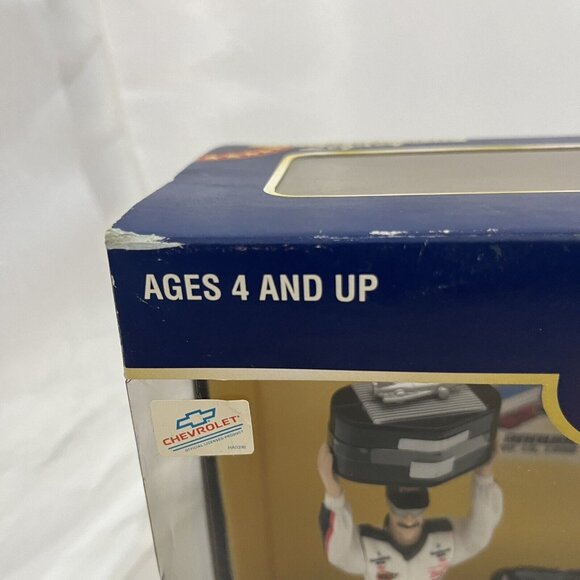 Vintage 1998 Kenner Dale Earnhardt Winner’s Circle Starting Lineup Figure Car - Picture 3 of 16